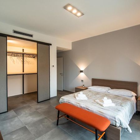 350 M Da Ospedale Maggiore L Parcheggio Prive L Rooms Parma Dış mekan fotoğraf