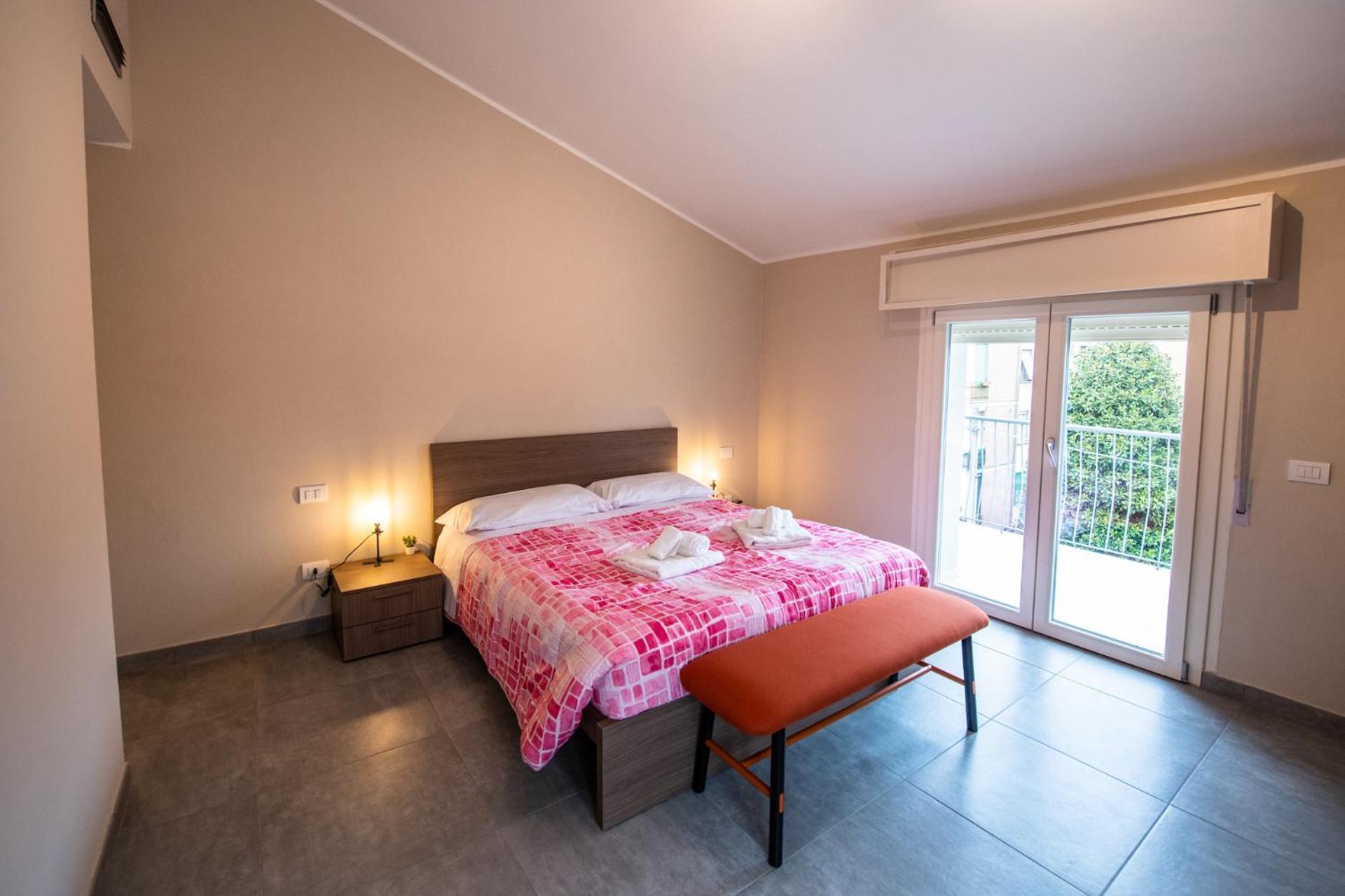 350 M Da Ospedale Maggiore L Parcheggio Prive L Rooms Parma Dış mekan fotoğraf