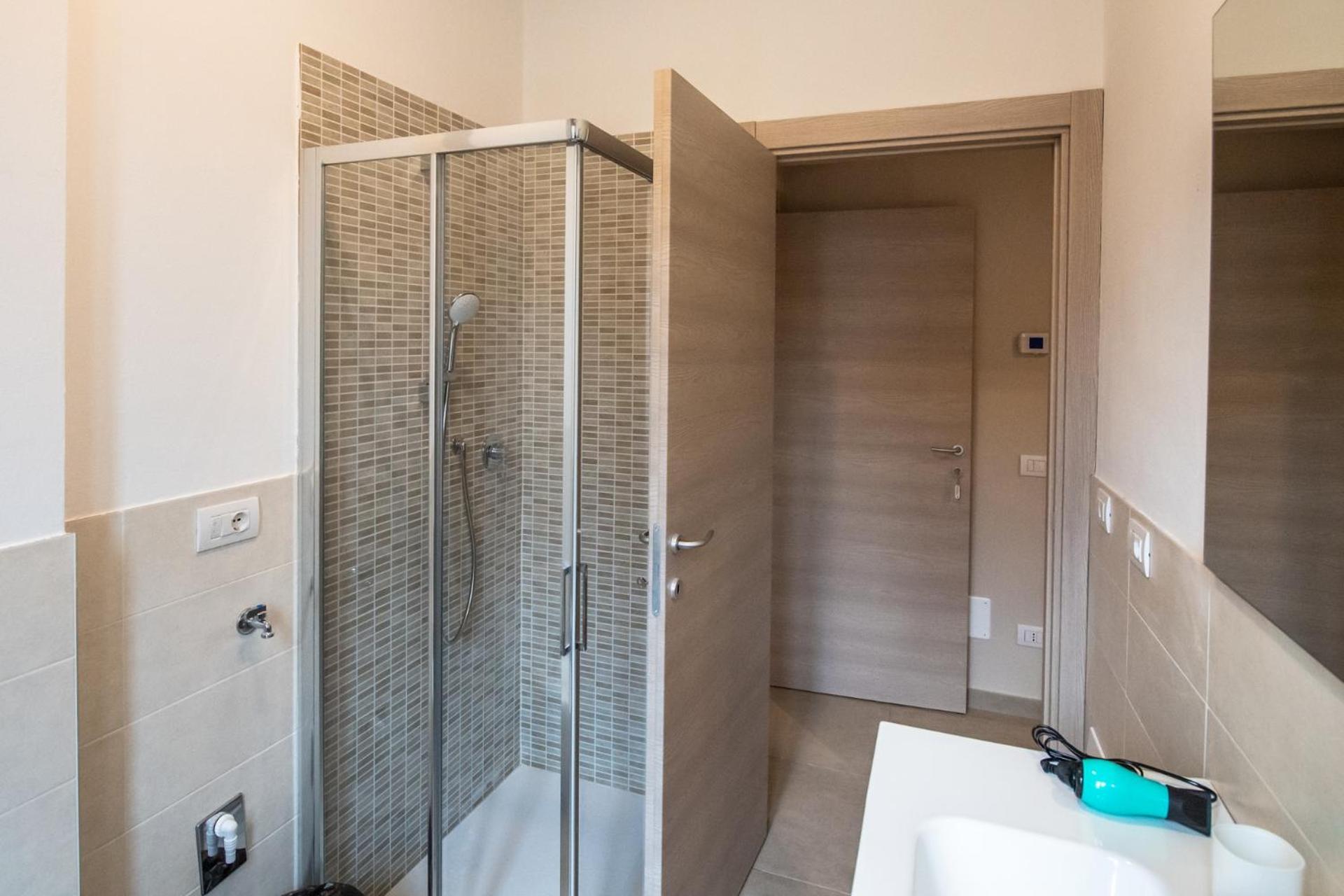 350 M Da Ospedale Maggiore L Parcheggio Prive L Rooms Parma Dış mekan fotoğraf