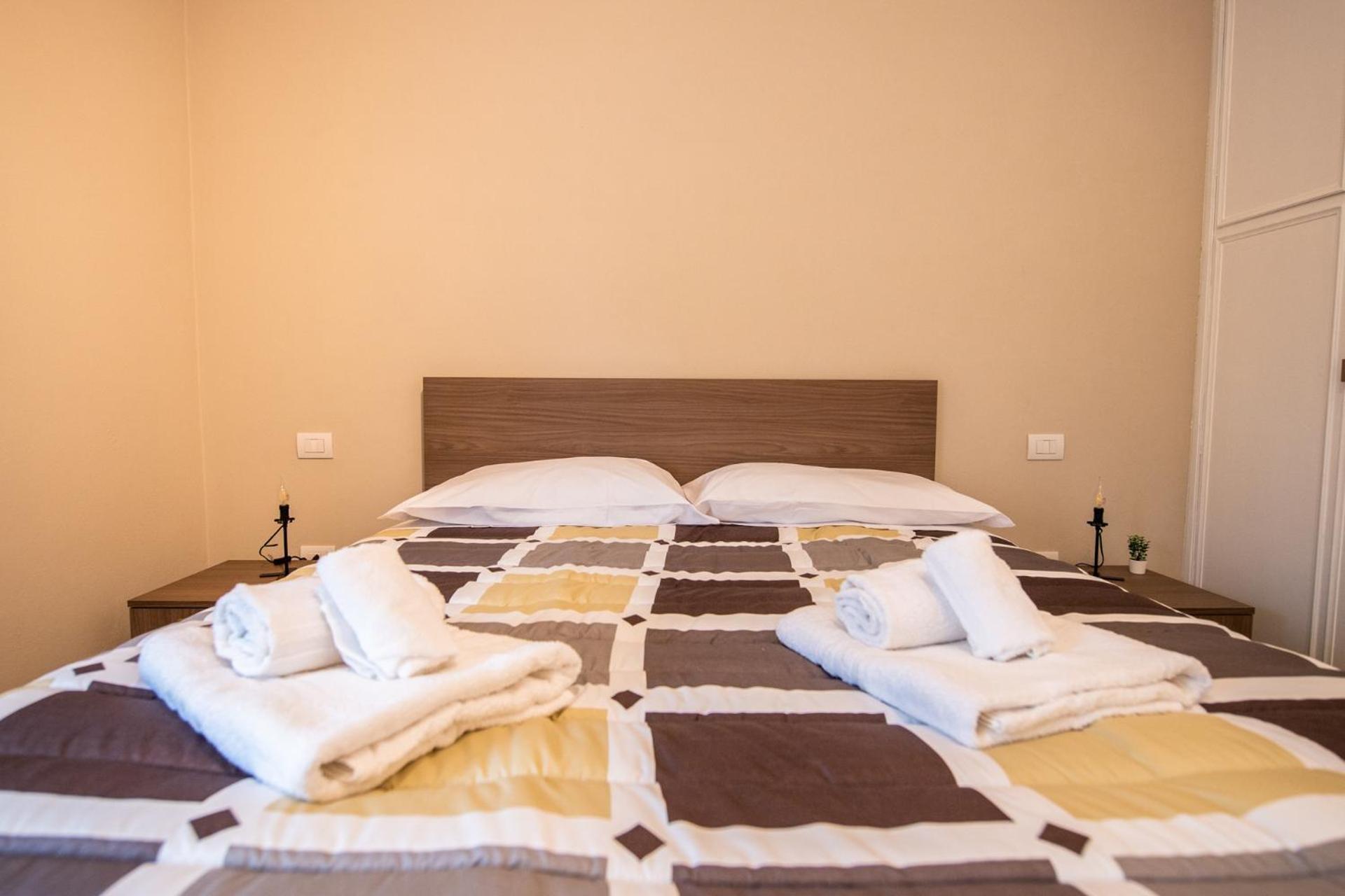 350 M Da Ospedale Maggiore L Parcheggio Prive L Rooms Parma Dış mekan fotoğraf