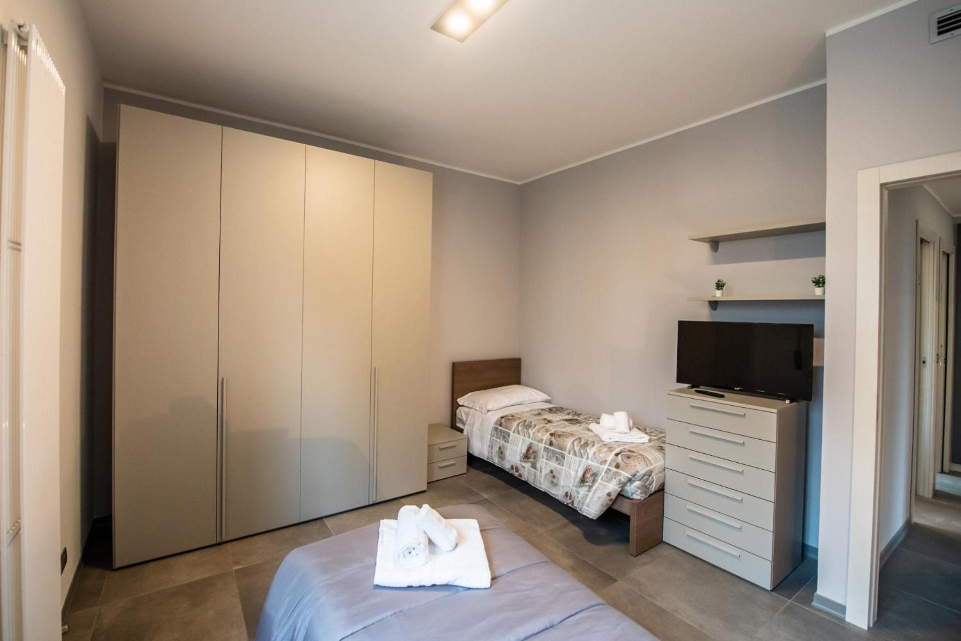 350 M Da Ospedale Maggiore L Parcheggio Prive L Rooms Parma Dış mekan fotoğraf